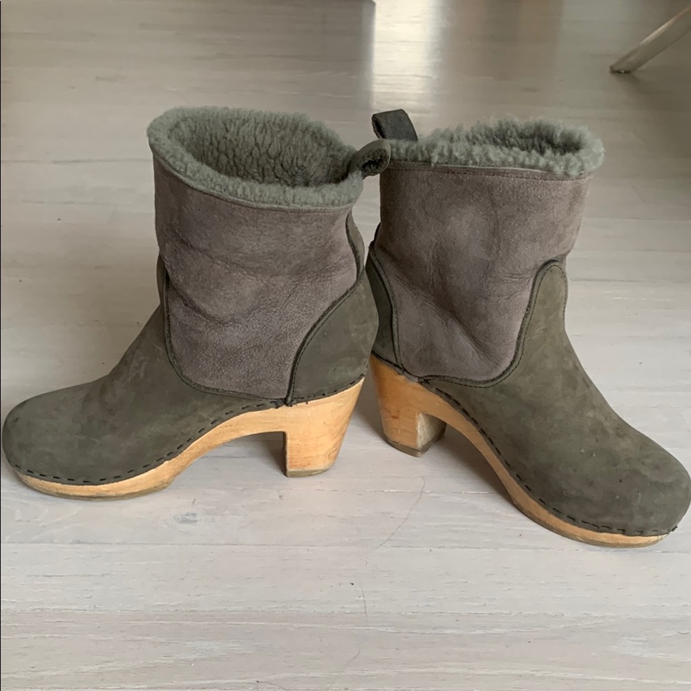 No 6 Shearling-Lined clog Boots size 6